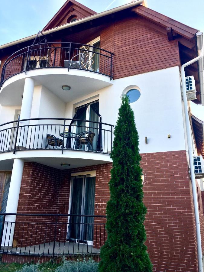 Lake Apartment Хевиз Экстерьер фото