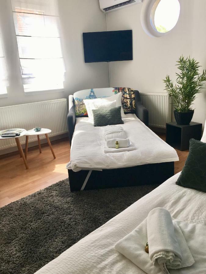 Lake Apartment Хевиз Экстерьер фото